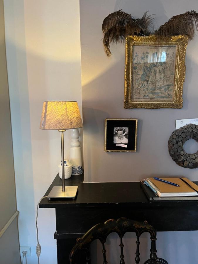 B&B De Kamer Hiernaast เกาดา ภายนอก รูปภาพ